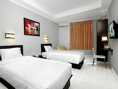 Lj Hotel Bandung Exterior photo