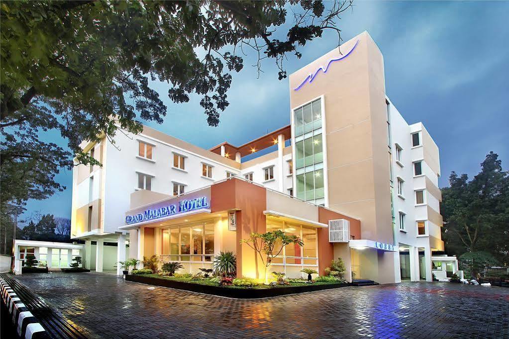 Lj Hotel Bandung Exterior photo