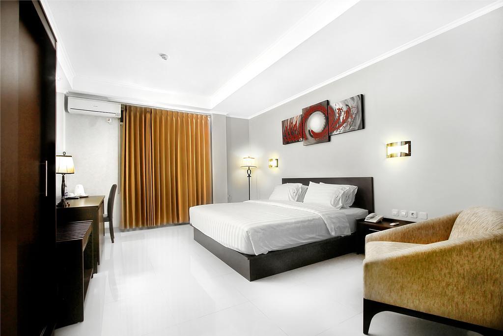 Lj Hotel Bandung Exterior photo